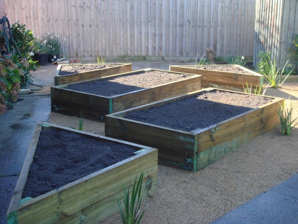 custom built raised veggie beds by Yummy Gardens Melbourne